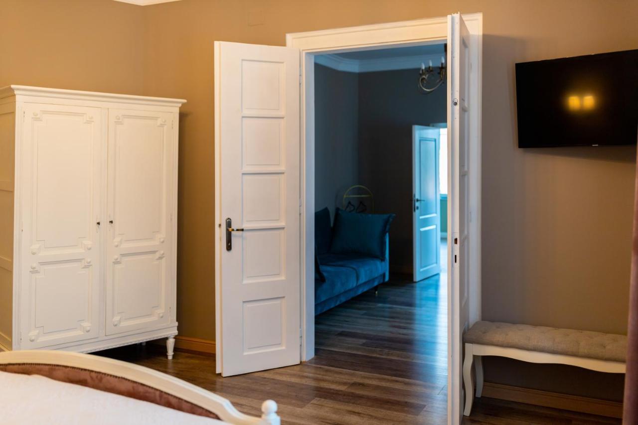The Corner House Apartamento Hunedoara Exterior foto