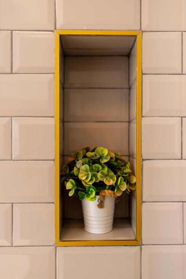 The Corner House Apartamento Hunedoara Exterior foto